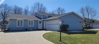 20281 Applewood Ln, Strongsville, OH 44149