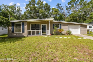 7902 Renoir Dr, Jacksonville, FL 32221