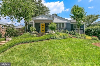 8403 Donnybrook Dr, Chevy Chase, MD 20815