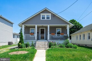 15 S Clinton Ave, Maple Shade, NJ 08052