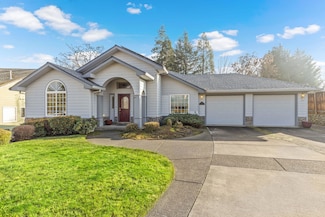1568 Ridge Way, Medford, OR 97504