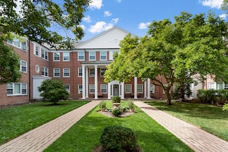 1408 Hinman Ave Unit 2, Evanston, IL 60201