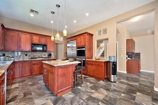 8460 Saint Arvant Ct, Elk Grove, CA 95624