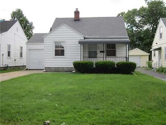 189 Windsor Dr, Rossford, OH 43460