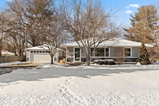 10424 Upton Ave S, Minneapolis, MN 55431