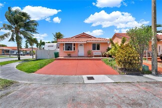11634 NW 90th Ave, Hialeah, FL 33018
