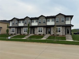 9317 Snowberry Dr SW, Cedar Rapids, IA 52404