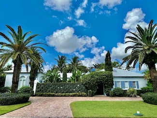 2258 Ibis Isle Rd E, Palm Beach, FL 33480