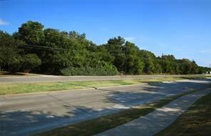 1602 N Houston School Rd, Lancaster, TX 75134