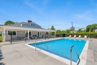12 Depot Rd Unit 1002, Westhampton Beach, NY 11978