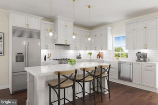 1941 Oakford Ave, Feasterville Trevose, PA 19053