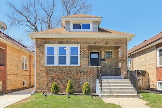 1414 S 10th Ave, Maywood, IL 60153