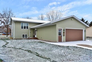 110 E Wilmar St, Rollingstone, MN 55969