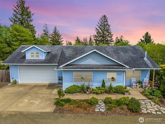 702 Cherry Rd, Montesano, WA 98563