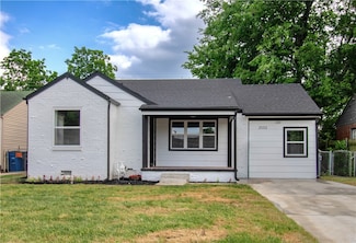2532 E 4th St, Tulsa, OK 74104