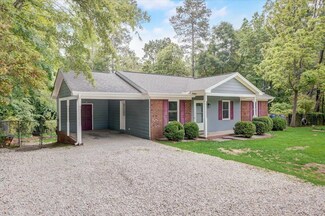 1121 Rock Dr, Raleigh, NC 27610
