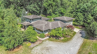 14326 Mckinley Rd, Chelsea, MI 48118