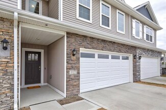 917 Maywood Ln, Walnut, IA 50263
