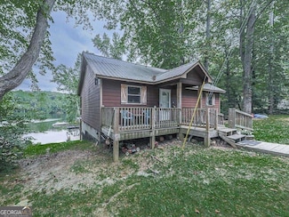 688 Twin Mountain Lake Dr, Talking Rock, GA 30175