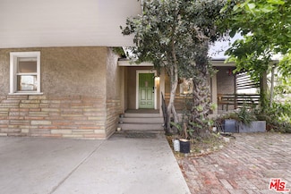 11757 Arminta St, North Hollywood, CA 91605