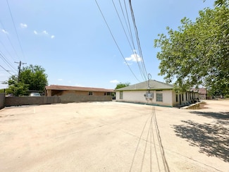 1446 Orquidia Ln, Laredo, TX 78046