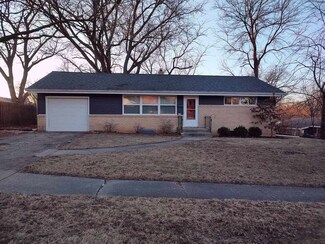 416 Skylark Dr, Rockford, IL 61107