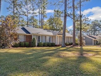 1720 Whisperwood St, Albany, GA 31721