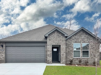 320 Cain Trail, Maumelle, AR 72113