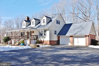 26517 Mountain View Dr, Rhoadesville, VA 22542
