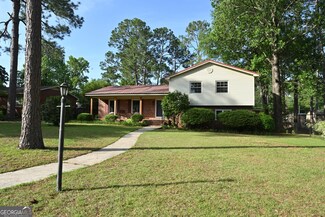 1654 Maryland Dr, Albany, GA 31707