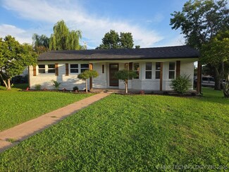 6706 E 28th Place, Tulsa, OK 74129