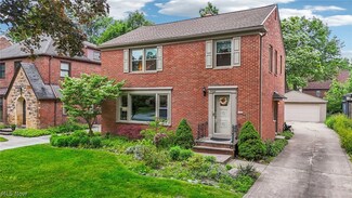 2468 Dysart Rd, University Heights, OH 44118