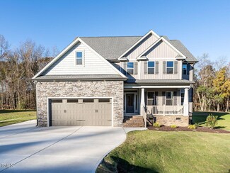 289 Hampshire Ct, Four Oaks, NC 27524