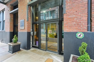 1010 Saint Charles St Unit 701, Saint Louis, MO 63101