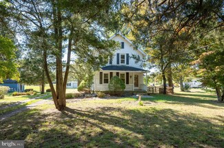 693 Raritan Ave, Atco, NJ 08004