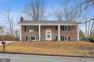 6205 Brooke Jane Dr, Clinton, MD 20735