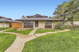 3827 S Fraser St, Aurora, CO 80014