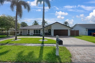 2750 SW 86th Way, Davie, FL 33328