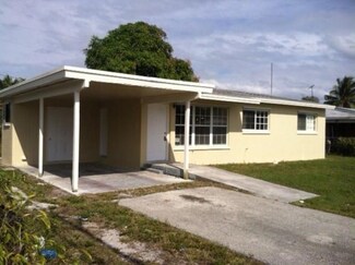 143 NW 14th Ave, Boynton Beach, FL 33435