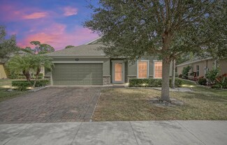 322 Lexington Ave SW, Vero Beach, FL 32962
