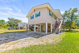 4131 20th Ave, Bay Saint Louis, MS 39520
