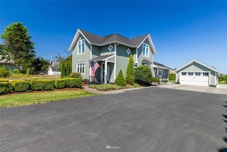 1542 Main St, Lynden, WA 98264