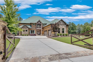 6590 Lights Ferry Rd, Flowery Branch, GA 30542