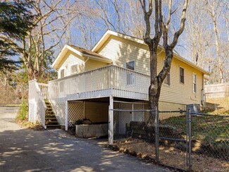 209 Weston Rd, Arden, NC 28704