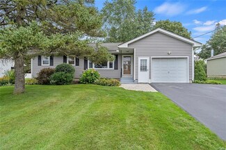 142 Bennett Rd, Camillus, NY 13031