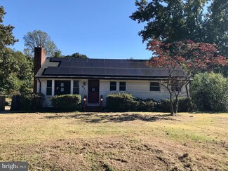 953 Shore Acres Rd, Arnold, MD 21012