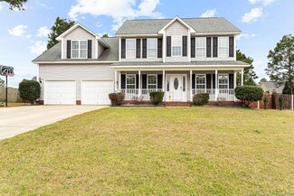 35 Kimbrough Dr, Lillington, NC 27546