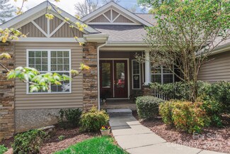 31 Eagle Chase Ln, Etowah, NC 28729
