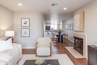 2409 Park Blvd Unit C206, Palo Alto, CA 94306