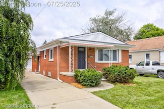 23413 Easterling Ave, Hazel Park, MI 48030